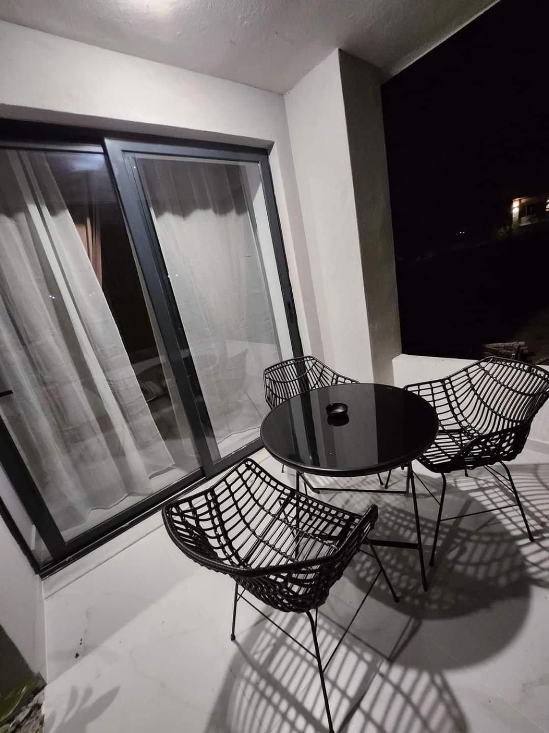 Zum Studio 3 Kallithea  Luaran gambar